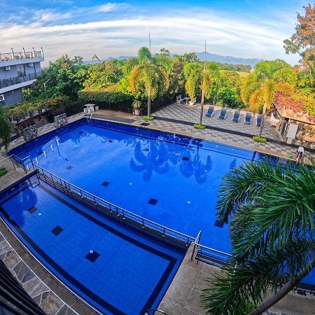 Centauria Wild Hotel Udawalawe Ngoại thất bức ảnh