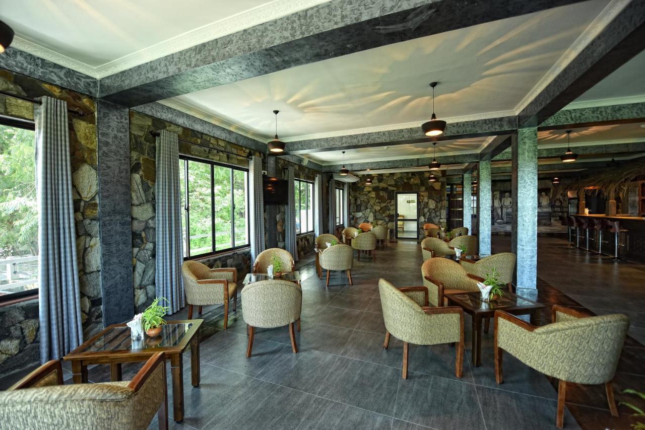 Centauria Wild Hotel Udawalawe Ngoại thất bức ảnh