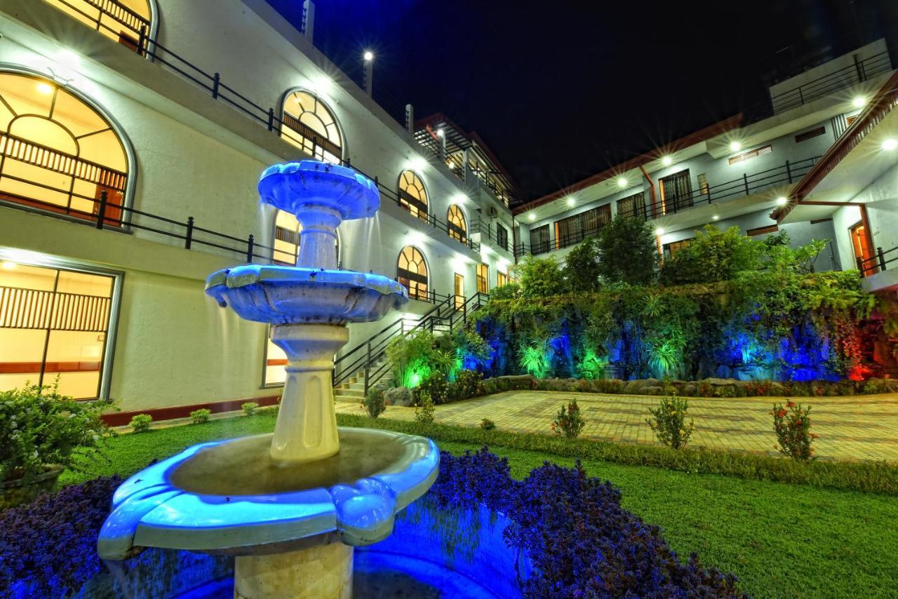 Centauria Wild Hotel Udawalawe Ngoại thất bức ảnh
