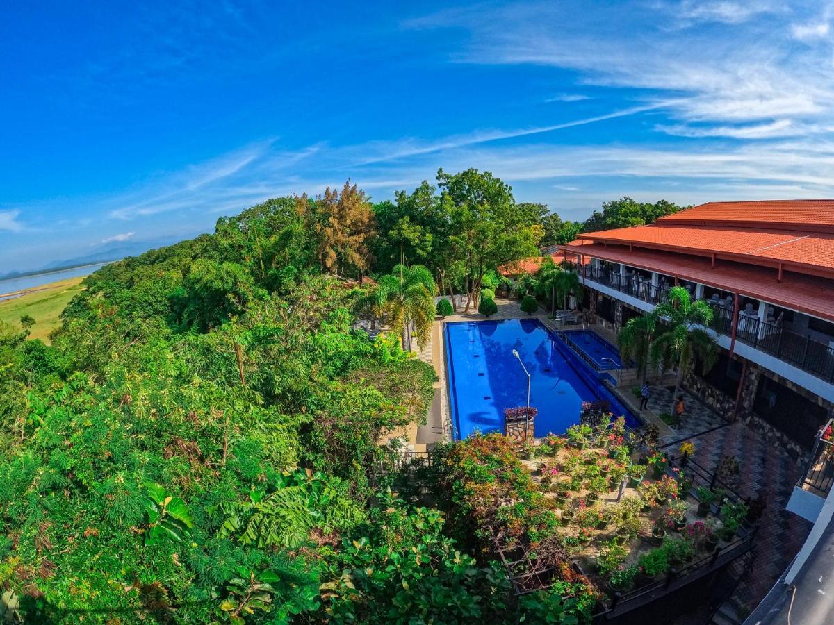 Centauria Wild Hotel Udawalawe Ngoại thất bức ảnh