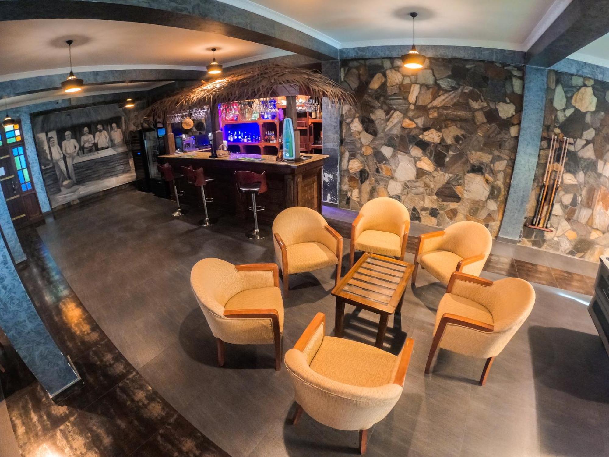 Centauria Wild Hotel Udawalawe Ngoại thất bức ảnh