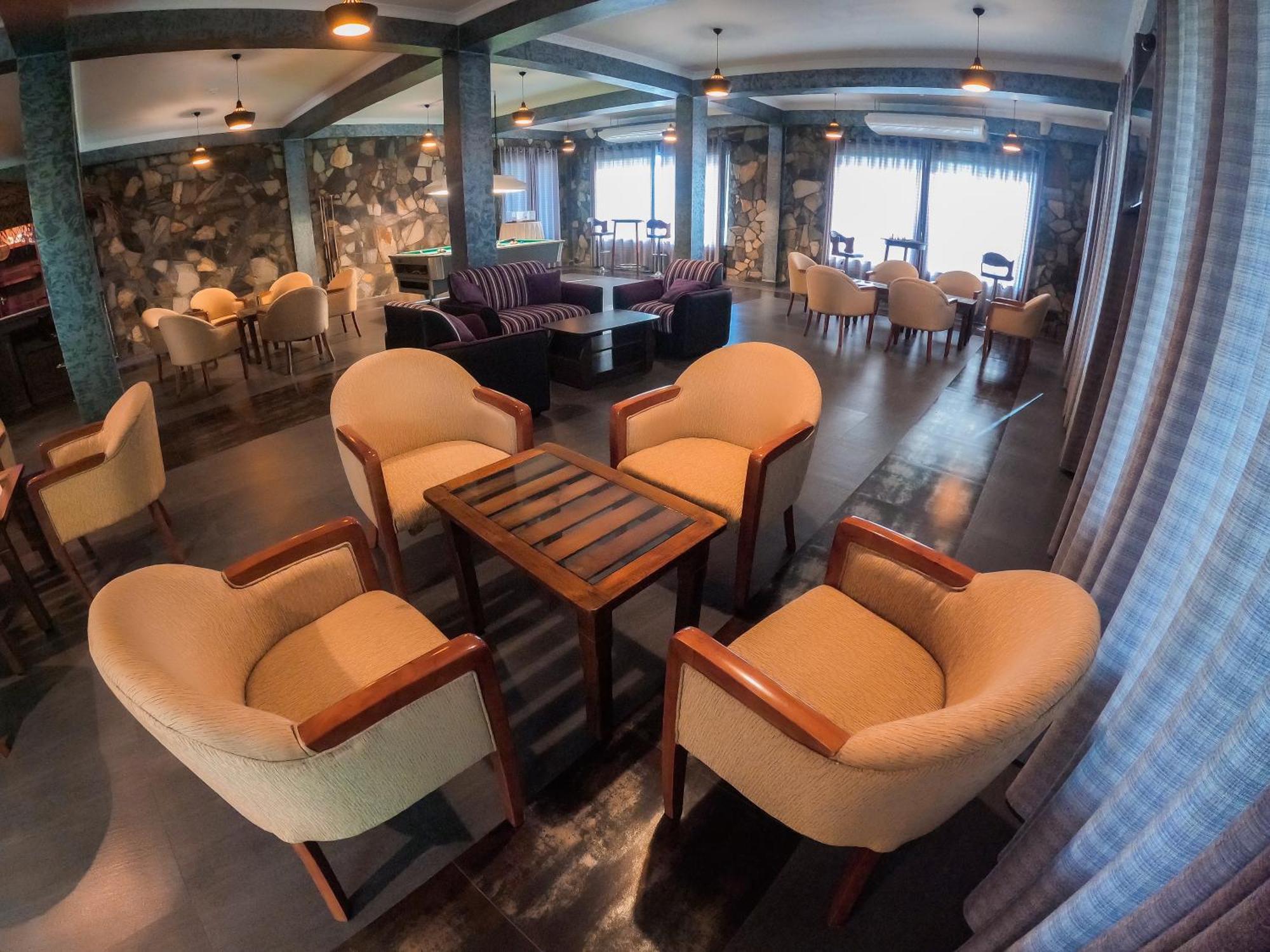 Centauria Wild Hotel Udawalawe Ngoại thất bức ảnh